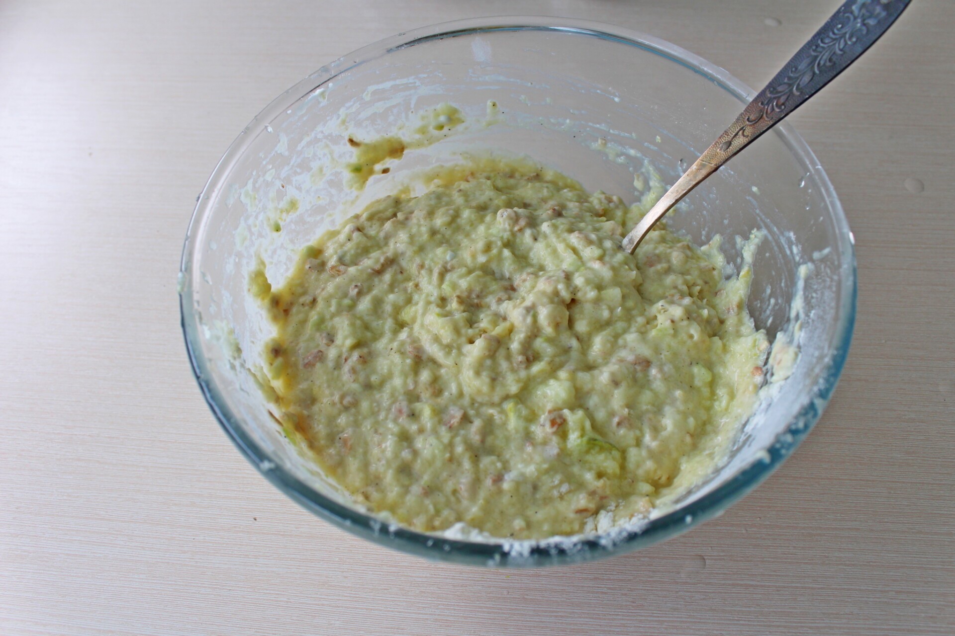 Шаг 7 приготовления Колдуны из кабачков с куриным филе