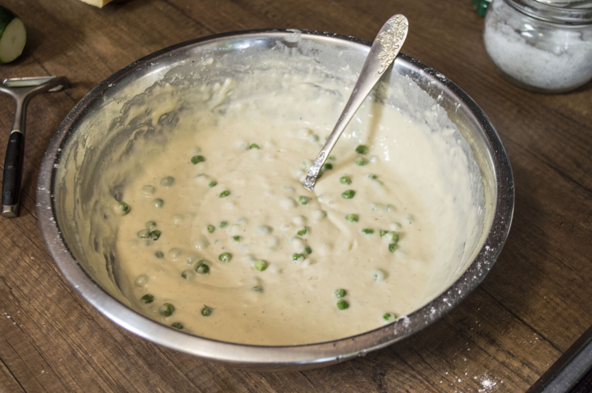 Шаг 2 приготовления Заливной пирог с курицей и кабачками