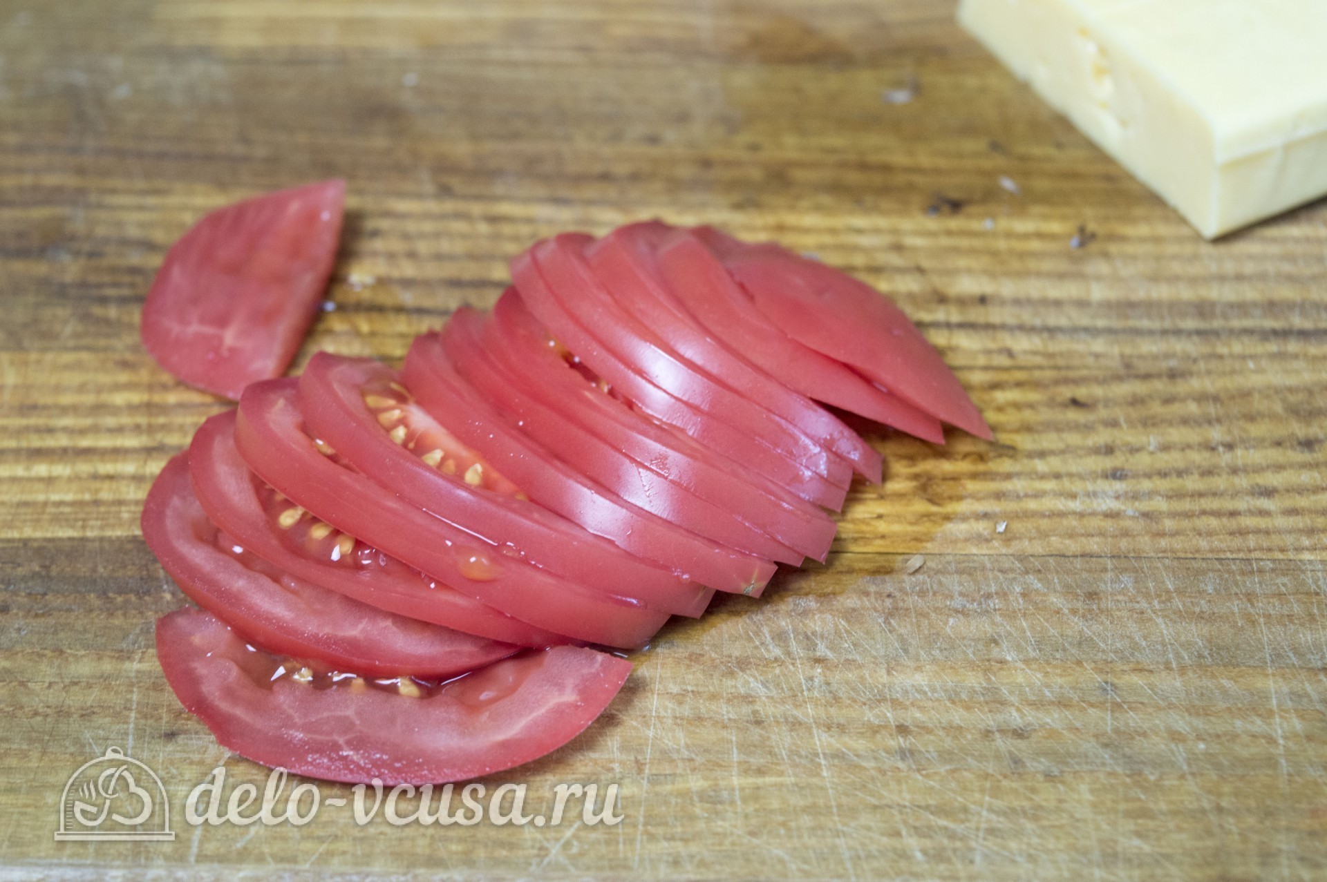 Шаг 2 приготовления Мясо по-французски с помидорами и грибами