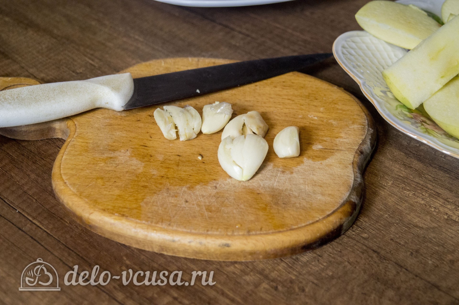 Шаг 2 приготовления Курица, запеченная с яблоками в духовке