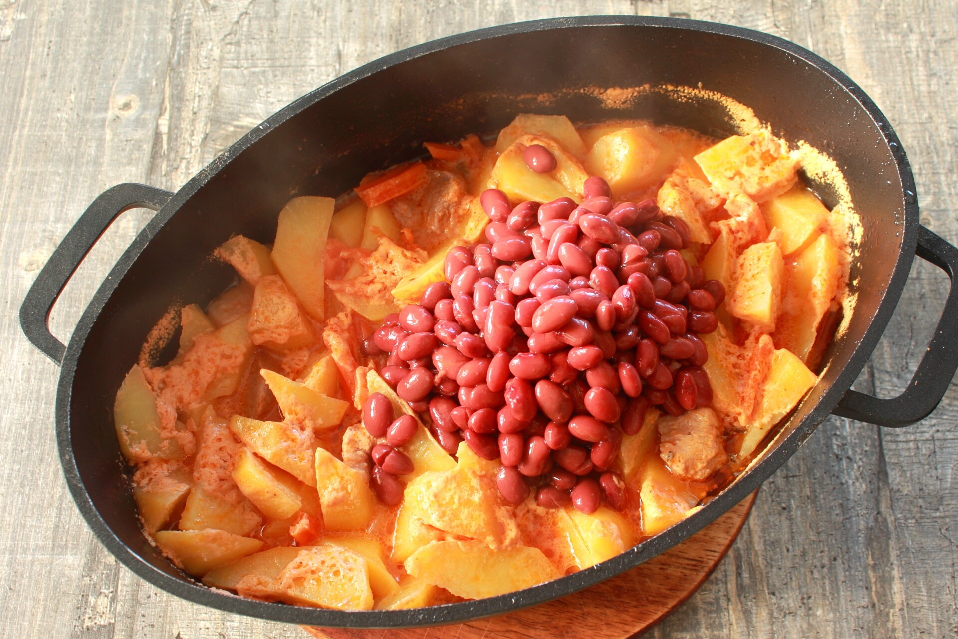Шаг 8 приготовления Овощное рагу с фасолью и мясом