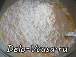 Шаг 5 приготовления Маффины с яблоками и корицей