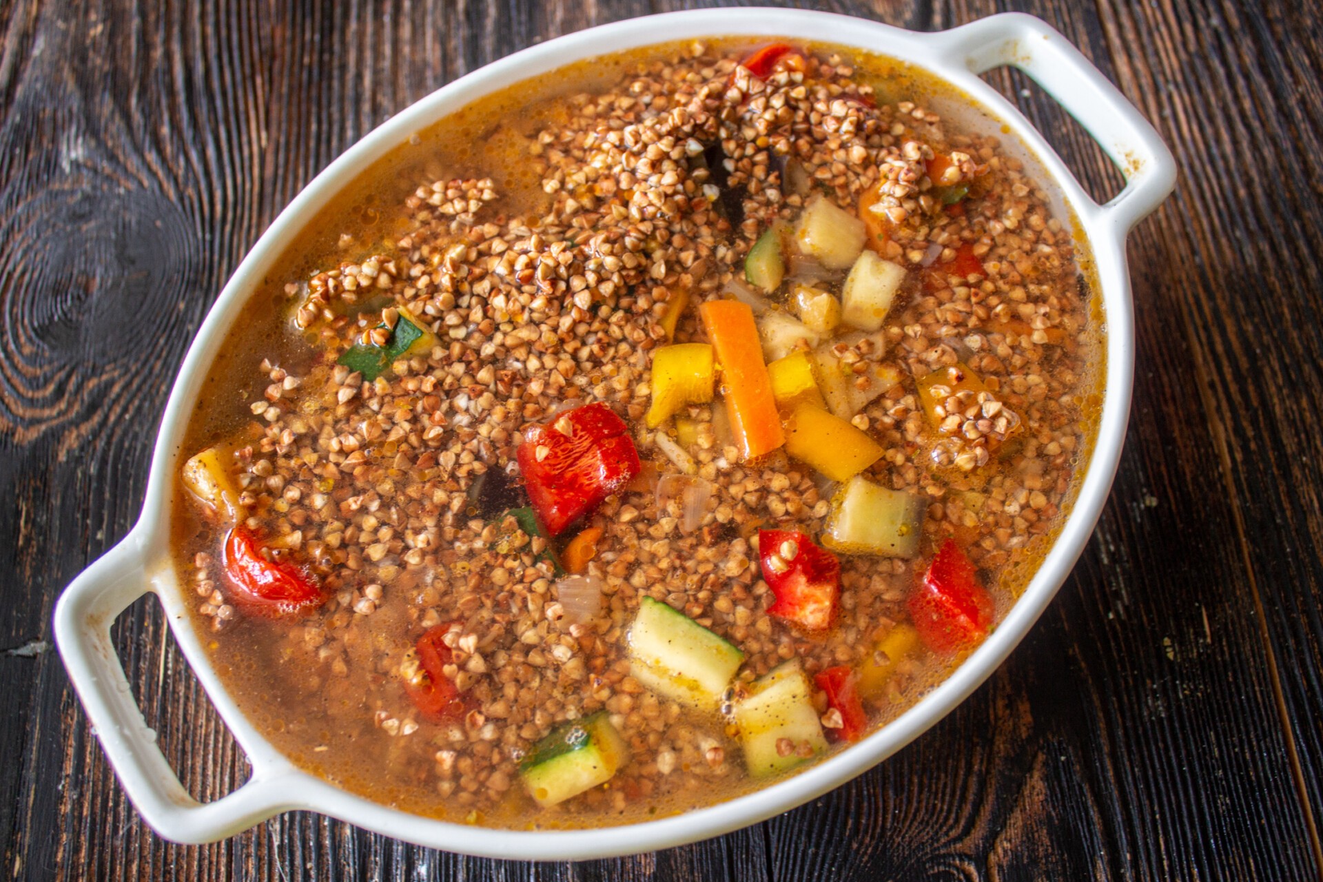 Шаг 9 приготовления Рассыпчатая гречка с овощами в духовке