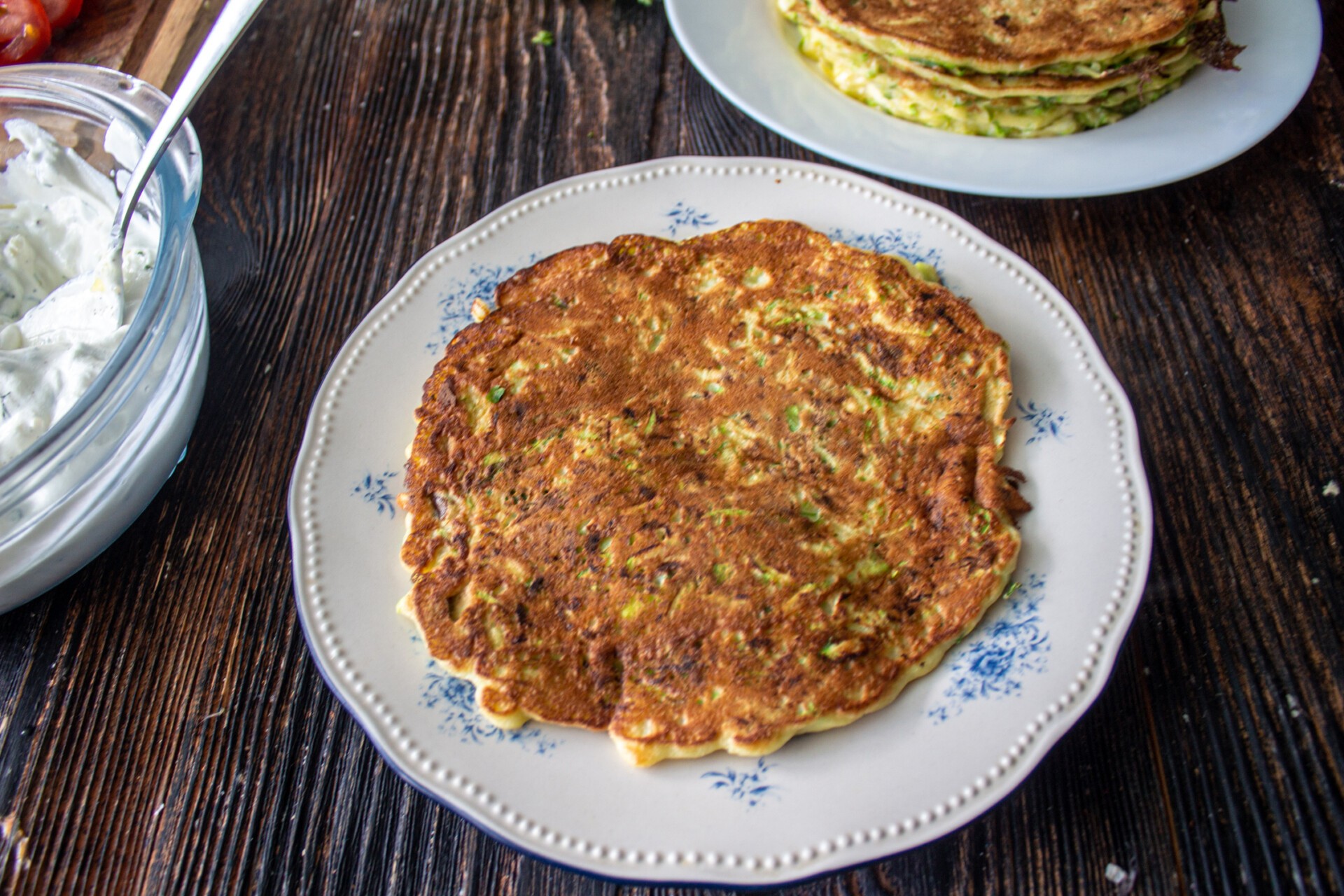 Шаг 9 приготовления Кабачковый торт с помидорами и сыром