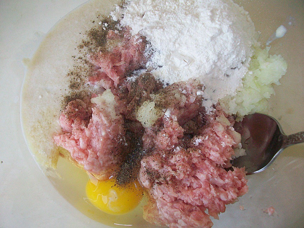 Шаг 4 приготовления Котлеты из мясного фарша рецепт