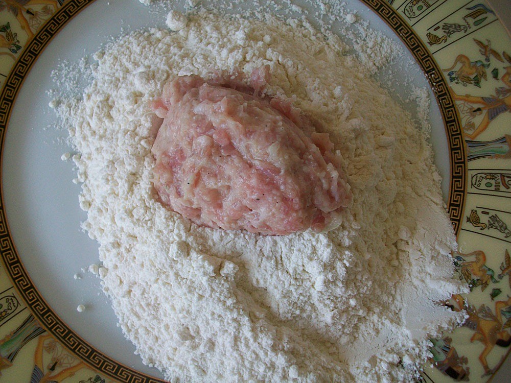 Шаг 6 приготовления Котлеты из мясного фарша рецепт