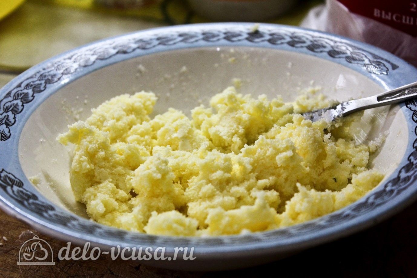 Шаг 6 приготовления Пирог с манкой и яблоками