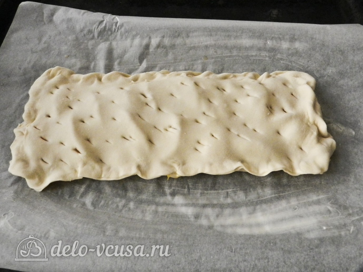 Шаг 11 приготовления Пирог из слоеного теста с персиками