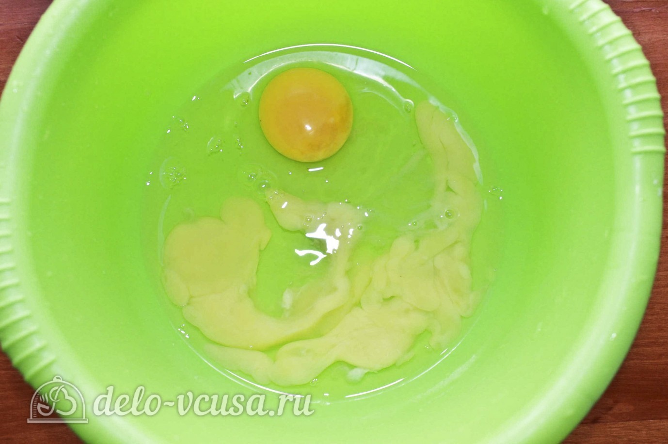 Шаг 1 приготовления Кексы с яблоками