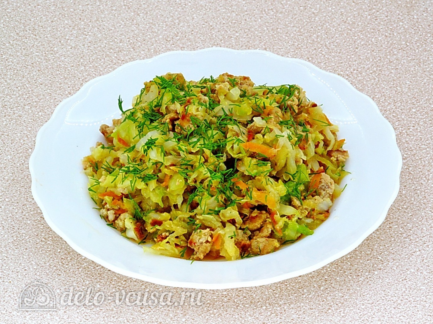 Шаг 16 приготовления Тушеная капуста с овощами и мясом