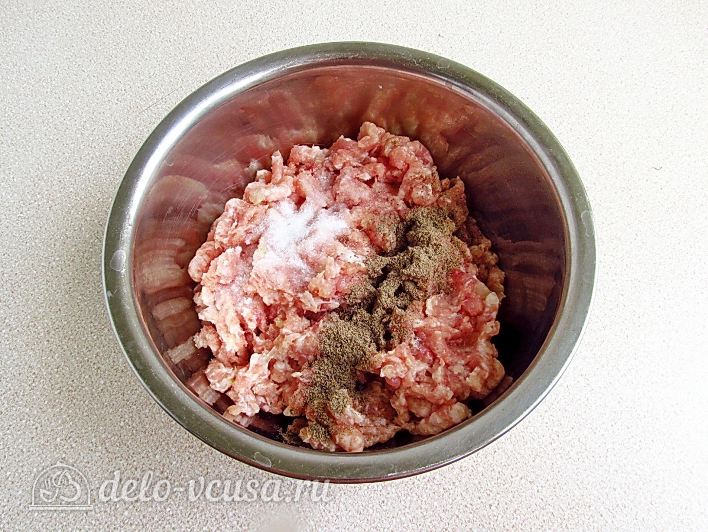 Шаг 3 приготовления Тушеная капуста с овощами и мясом