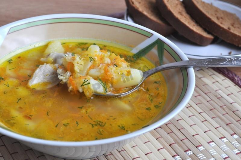 Шаг 10 приготовления Суп чечевичный куриный с картошкой и зеленью