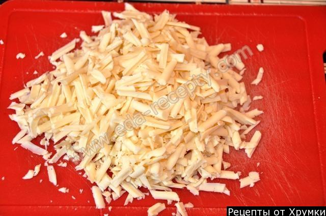 Шаг 2 приготовления Сырный суп с сухариками и плавленым сыром