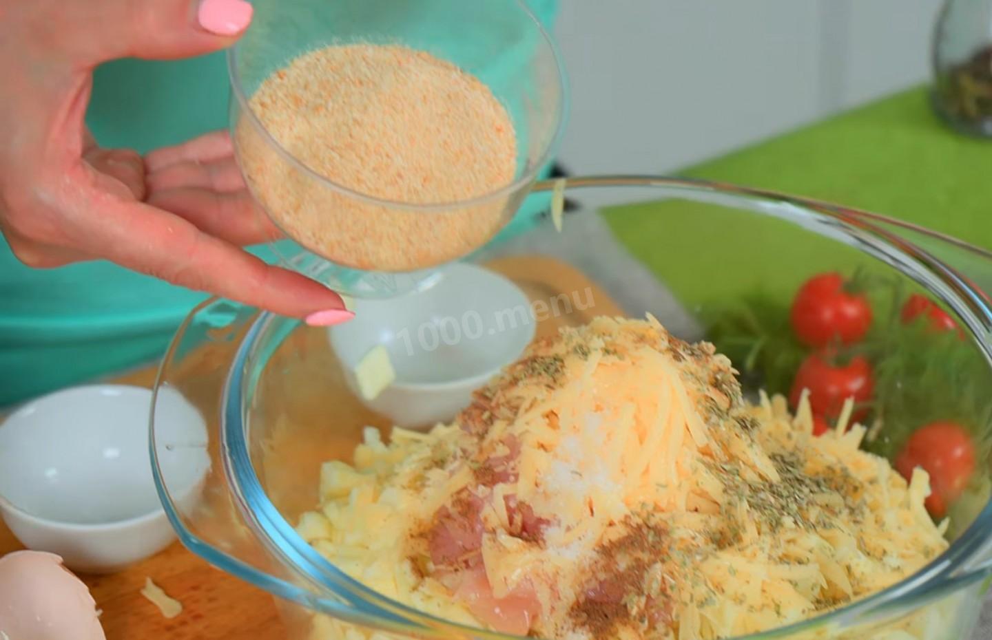 Шаг 8 приготовления Фаршированные кабачки в духовке кольцами с сыром и курицей