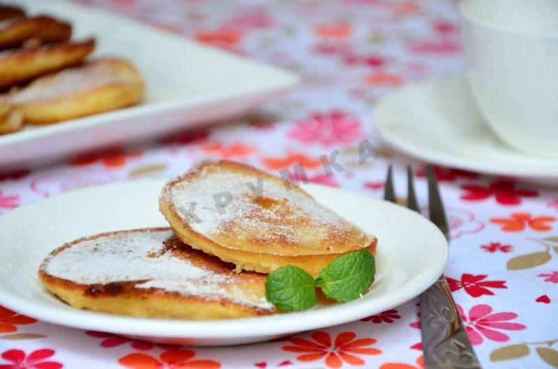 Обложка рецепта Жареные яблоки в кляре на молоке быстро и вкусно