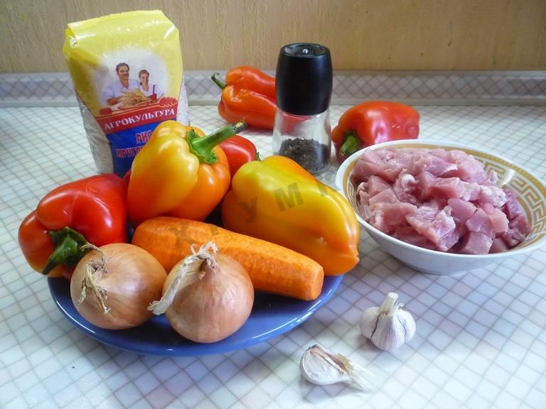Шаг 1 приготовления Фаршированный перец запеченный в духовке с мясом