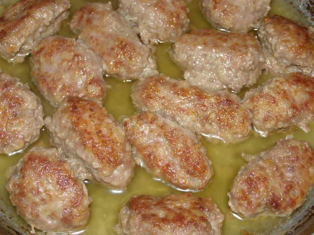 Фото рецепта Мясные тефтели со сливочным соусом (Kottbullar)