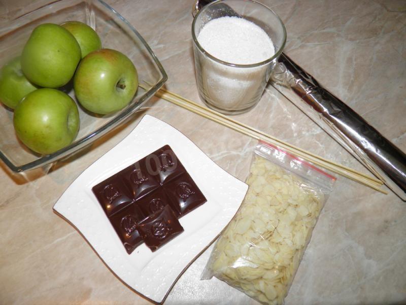 Шаг 1 приготовления Яблоки в карамели и шоколаде