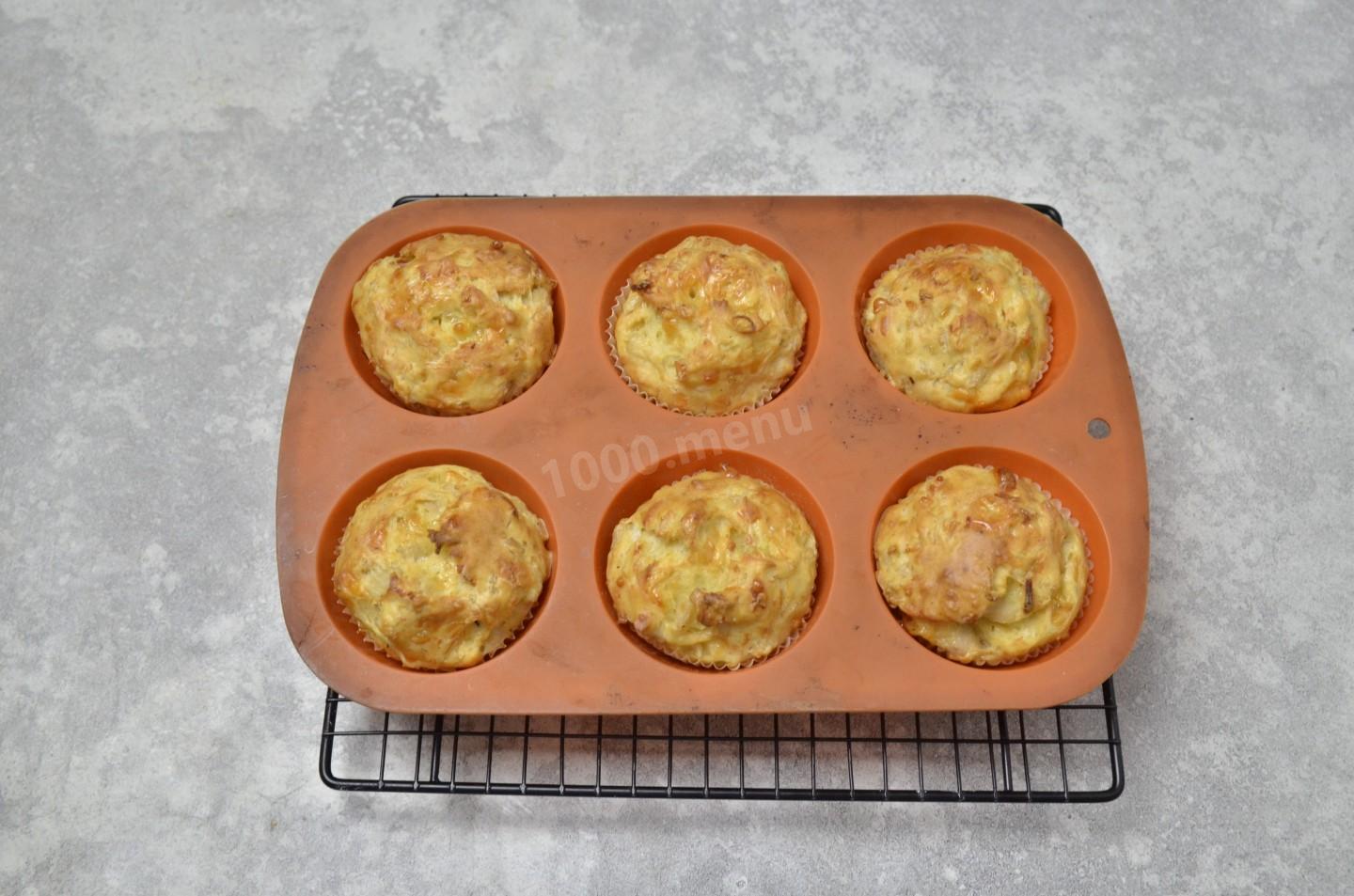 Шаг 9 приготовления Куриные маффины с сыром