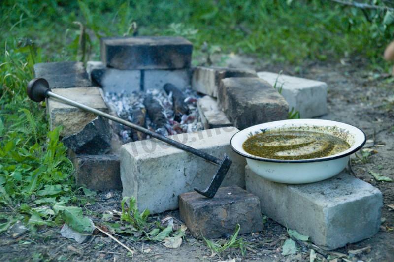 Шаг 6 приготовления Маринованные купаты куриные на костре