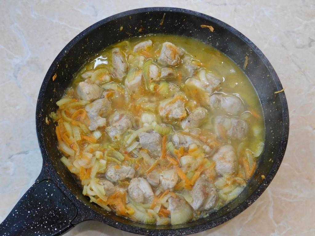 Шаг 5 приготовления Тушеное мясо с овощами