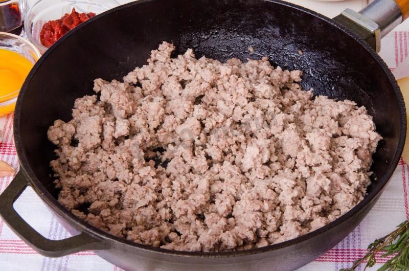 Шаг 3 приготовления Пастуший пирог классический от Гордона Рамзи