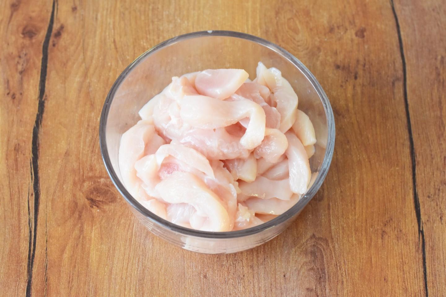 Шаг 2 приготовления Курица в соевом соусе с чесноком