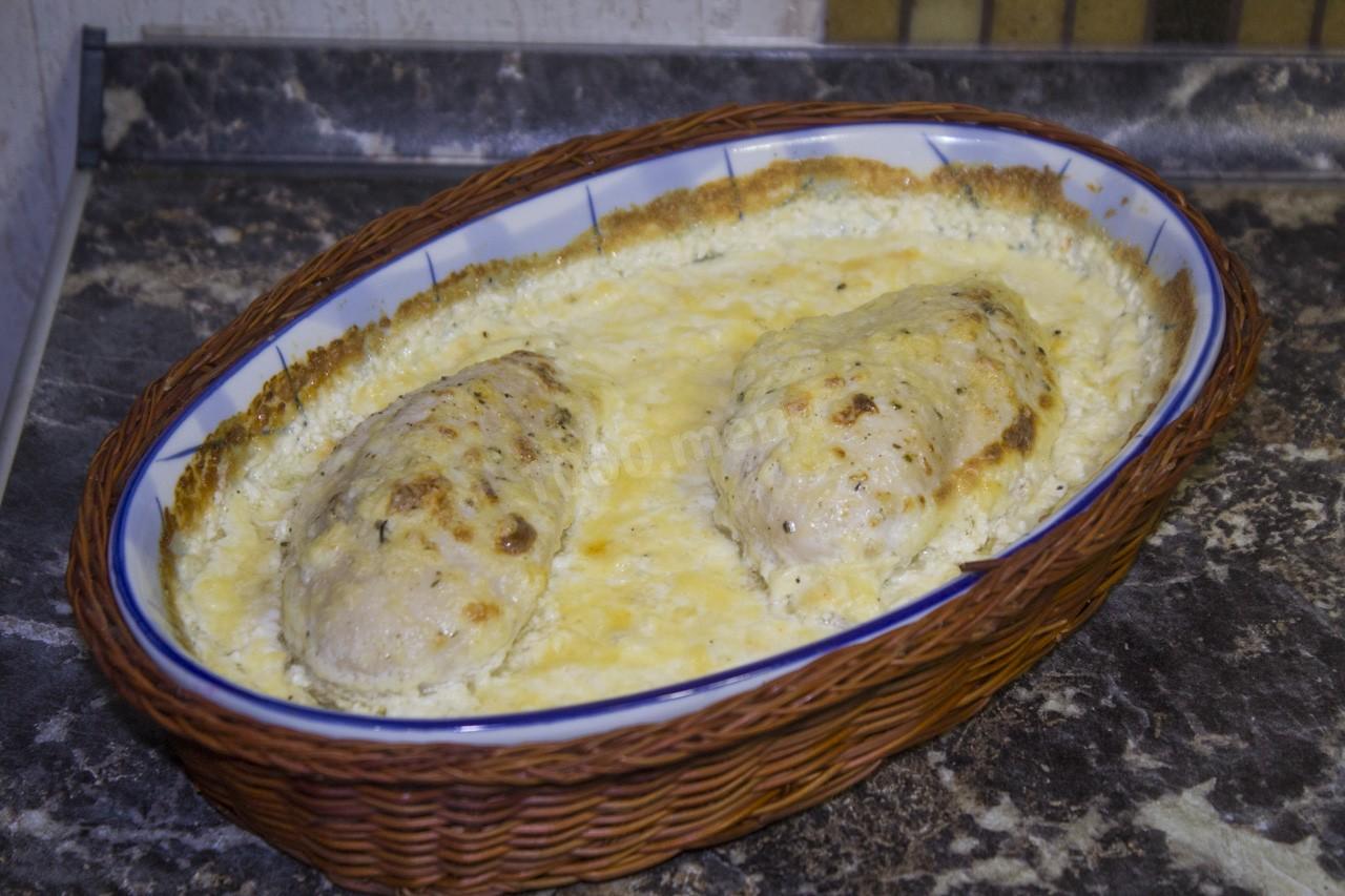 Шаг 11 приготовления Куриная грудка в сливочном соусе в духовке