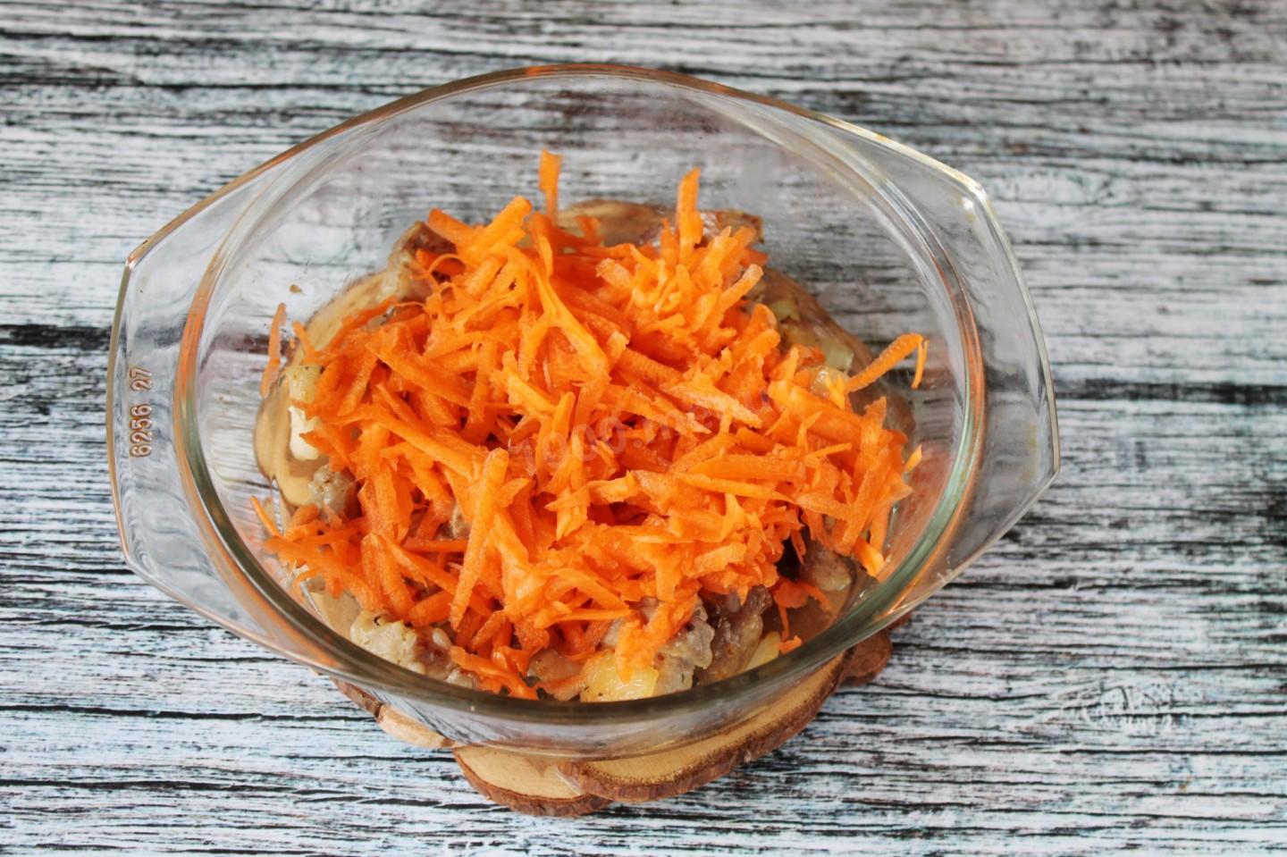 Шаг 8 приготовления Тушеная картошка с мясом в сметане