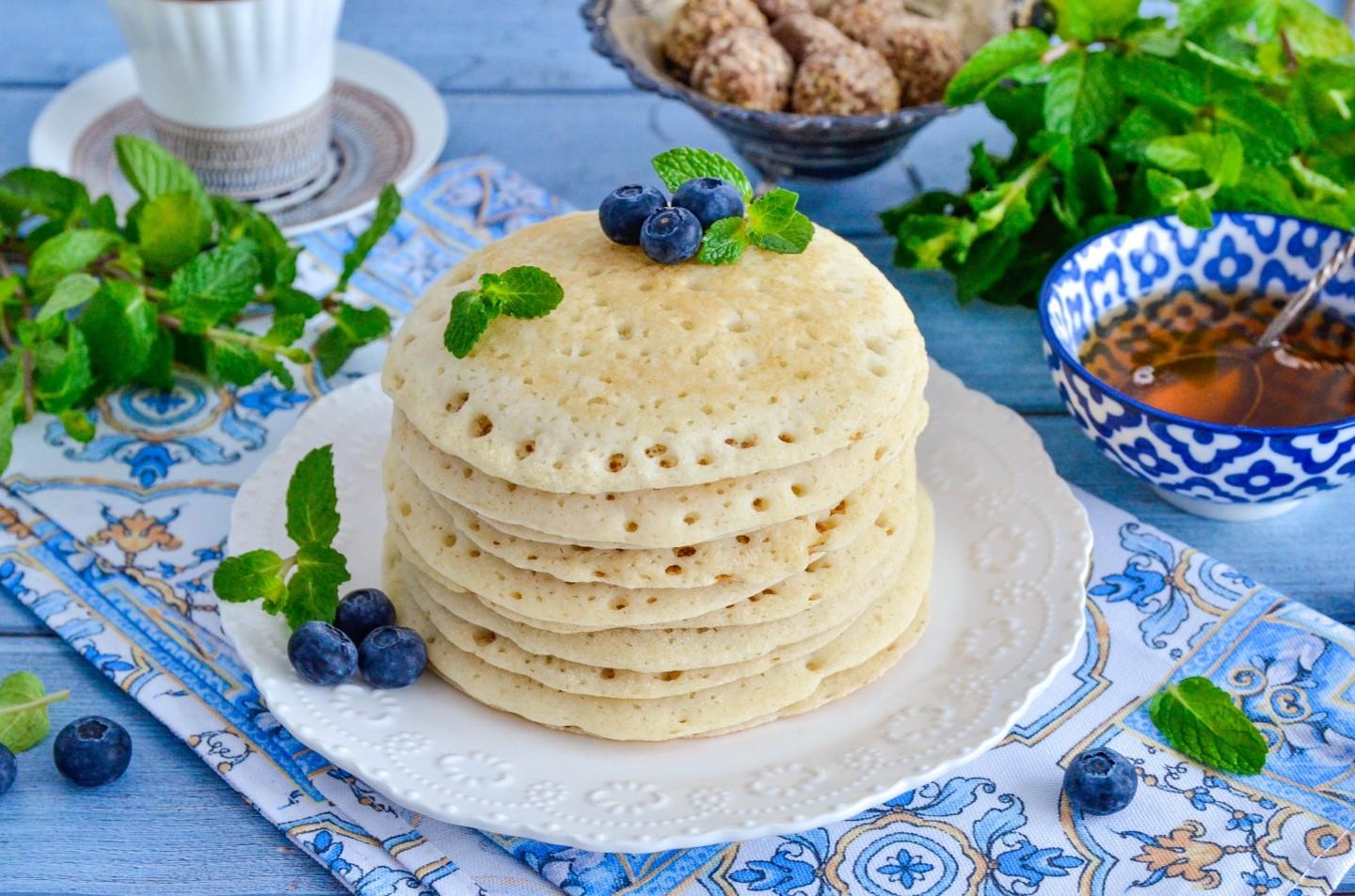 Шаг 9 приготовления Марокканские блины с манкой с дырочками