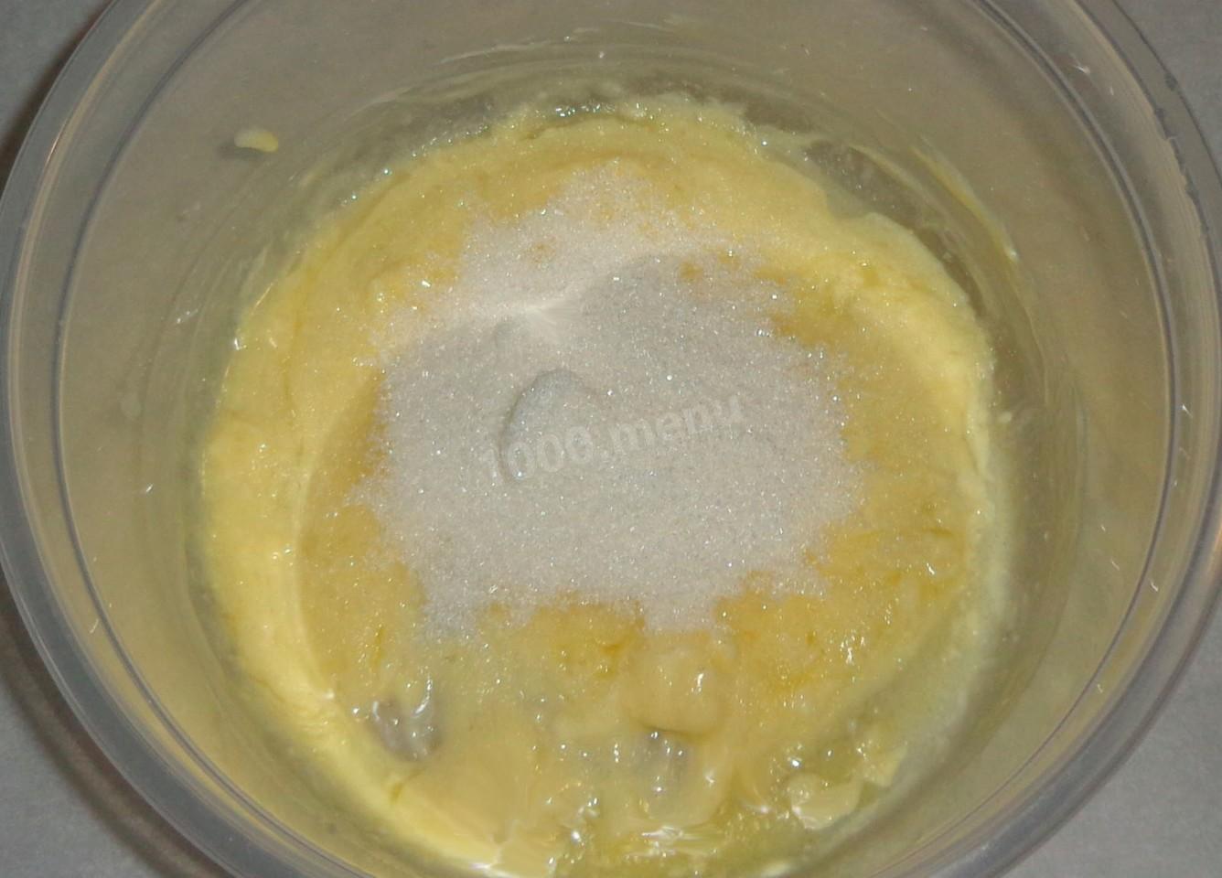 Шаг 2 приготовления Пирог с замороженной малиной