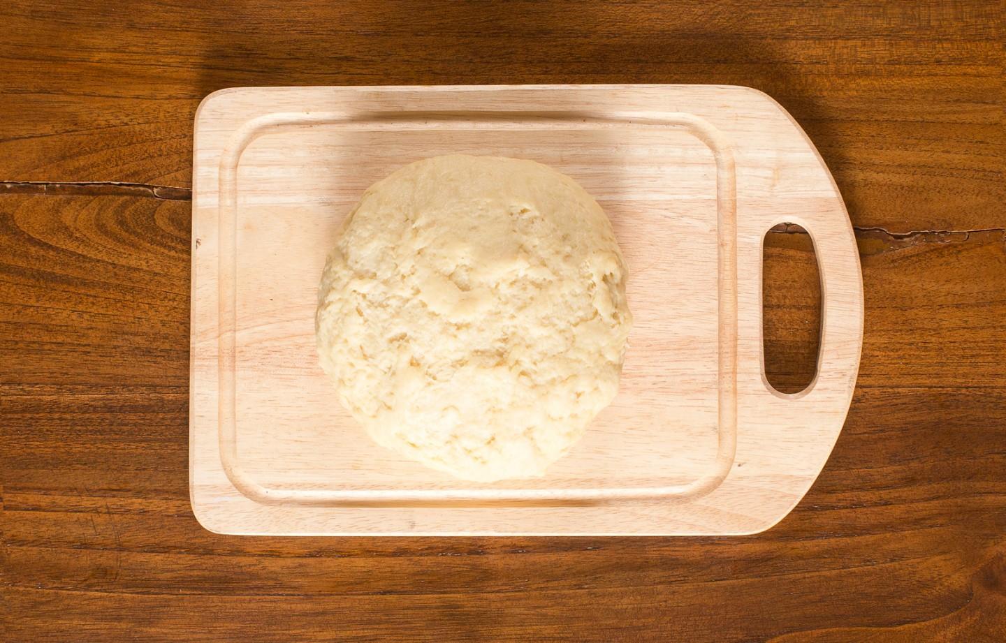 Шаг 1 приготовления Холодный пирог с малоглазым макрурусом