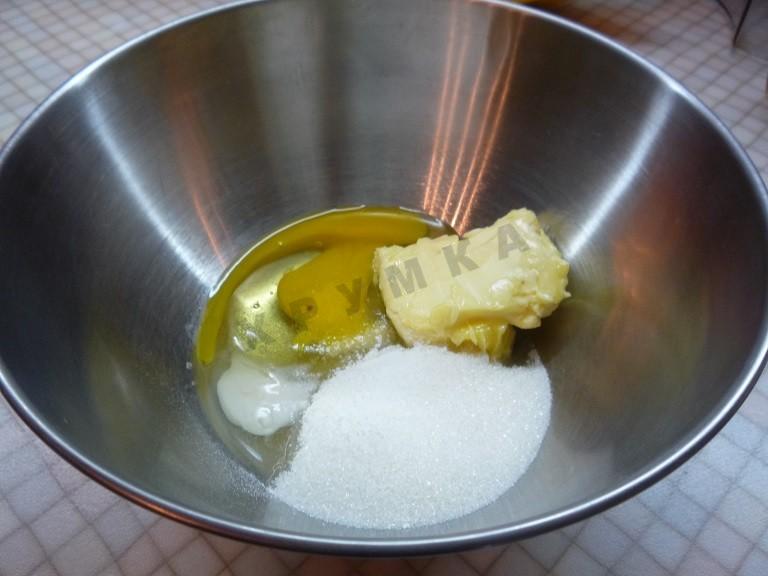 Шаг 2 приготовления Маффины на сливочном масле с бананами