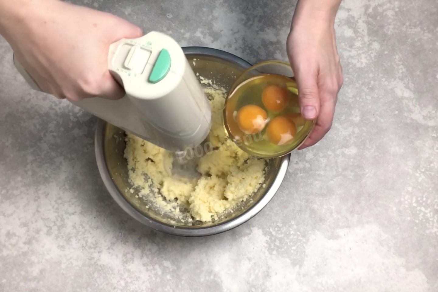 Шаг 3 приготовления Торт Птичье молоко с манкой