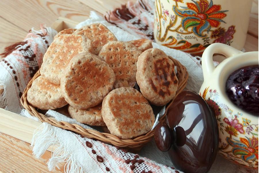 Фото рецепта Печенье на скорую руку на сковороде