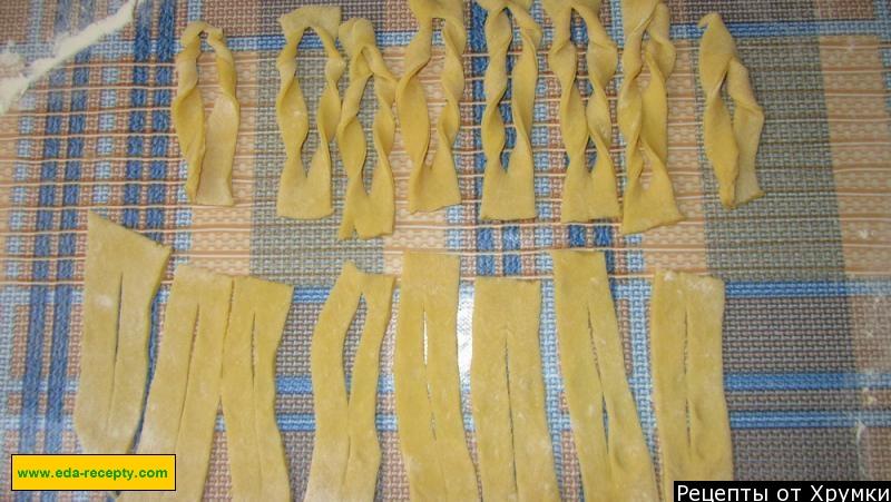 Шаг 6 приготовления Хворост жареный в масле