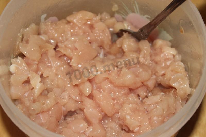 Шаг 2 приготовления Куриные оладушки Солнышко