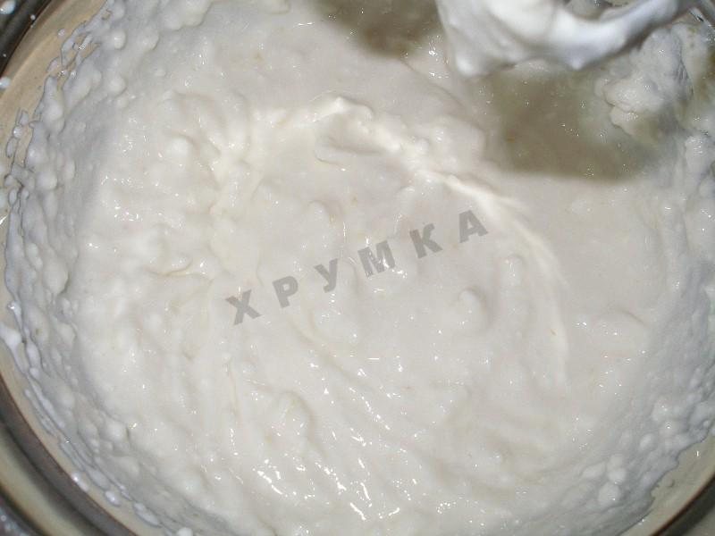 Шаг 6 приготовления Шоколадный пирог с творожной начинкой в мультиварке