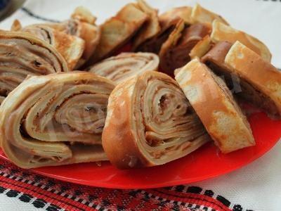Шаг 7 приготовления Рулет из блинов с шоколадным кремом