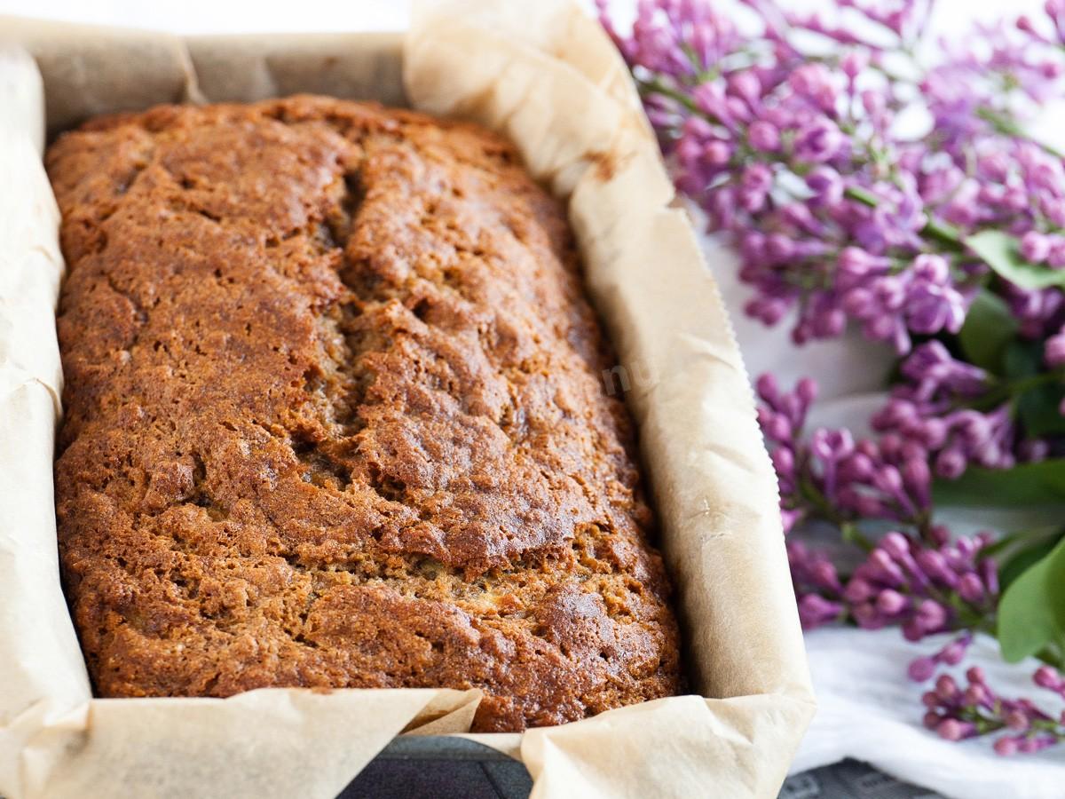 Фото рецепта Пирог Мазурка с орехами и изюмом