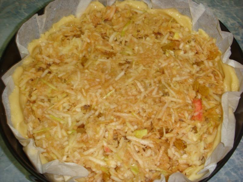 Шаг 6 приготовления Яблочный торт с безе