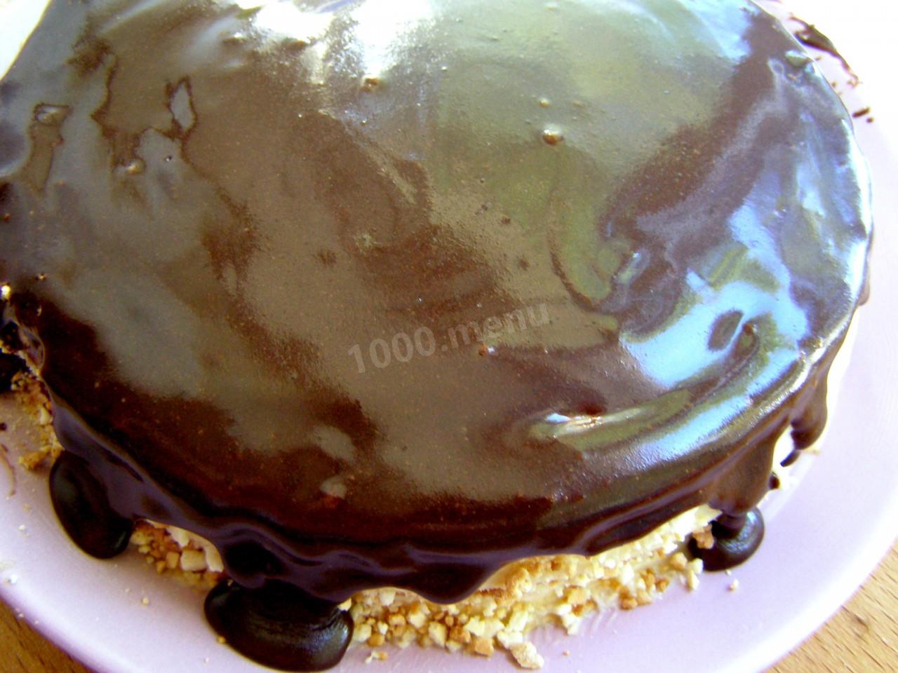 Шаг 10 приготовления Сметанник на сковороде со сметанным кремом и глазурью
