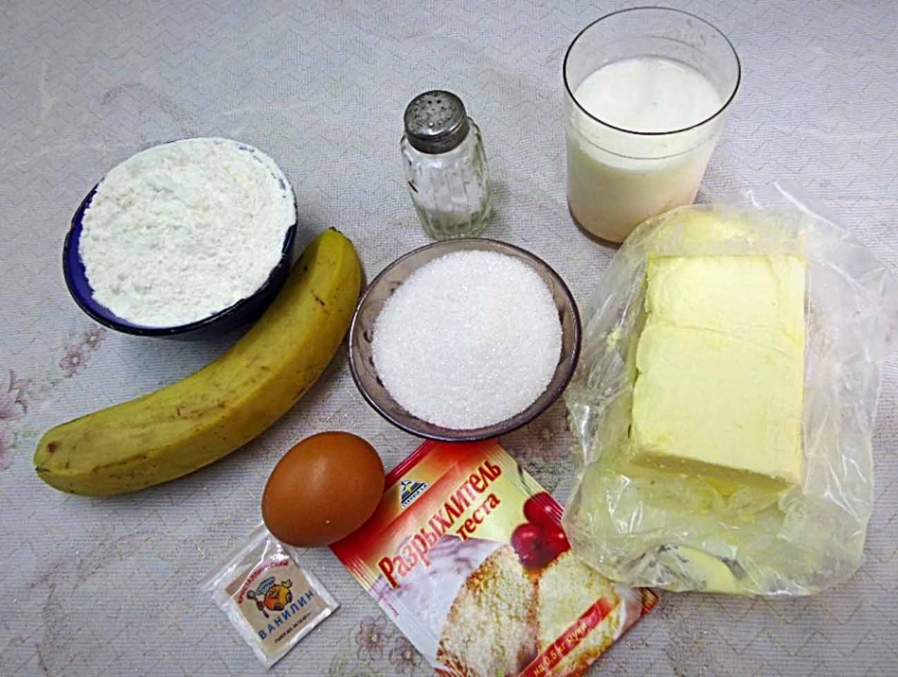Шаг 1 приготовления Торт с начинкой из бананов