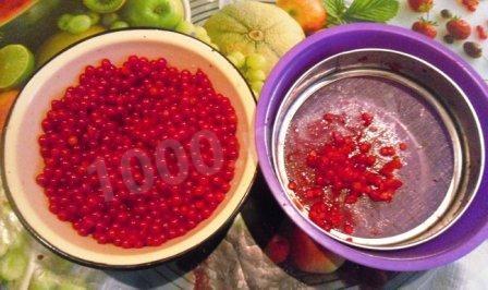 Шаг 2 приготовления Калина с сахаром в блендере без варки
