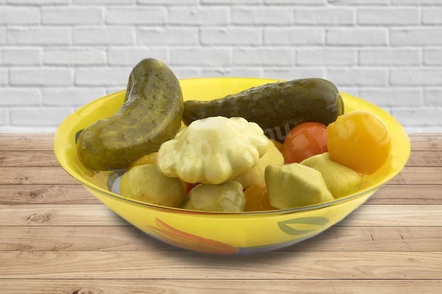 Обложка рецепта Патиссоны с помидорами и огурцами